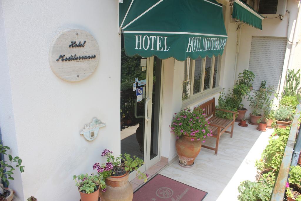 Hotel Mediterraneo Чефалу Екстериор снимка